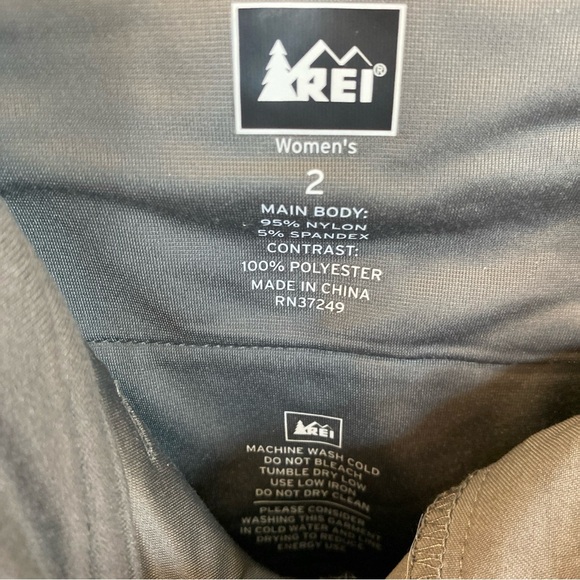 Rei Co Op Convertible Hiking Pants Gray Womens Size 2 - Picture 8 of 8